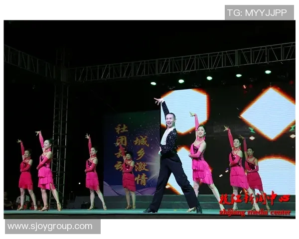 重庆街舞队如何通过控制革新提升团队表现与艺术魅力的深度探讨 重庆街舞队如何通过控制革新提升团队表现与艺术魅力的深度探讨