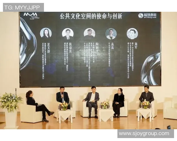 重庆足球队与杭州足球队赛后分析个人能力的深度探讨与对比 重庆足球队与杭州足球队赛后分析个人能力的深度探讨与对比