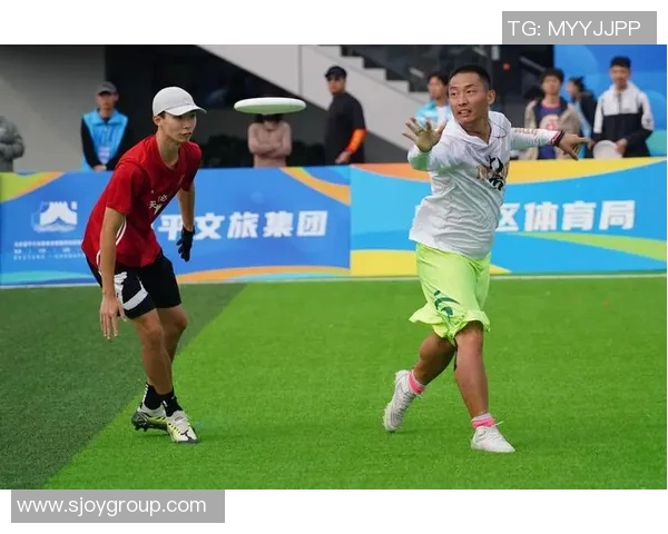 飞盘盛宴揭秘北京飞盘队的训练状态与竞技风采 飞盘盛宴揭秘北京飞盘队的训练状态与竞技风采