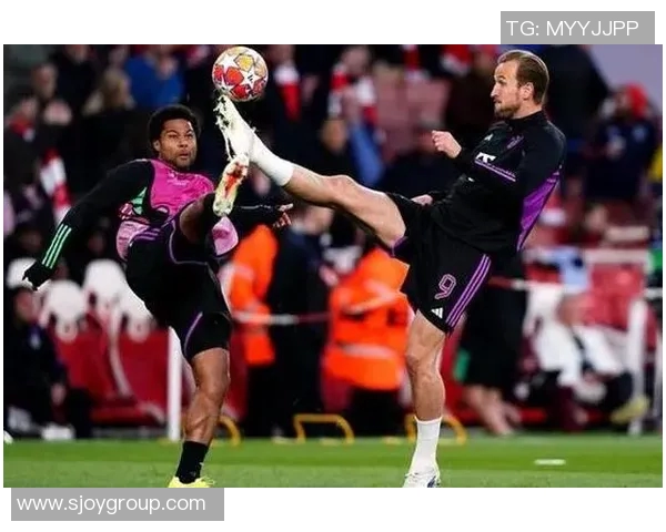 凯恩的传奇之路：从天才少年到足球巨星的成长历程与辉煌成就