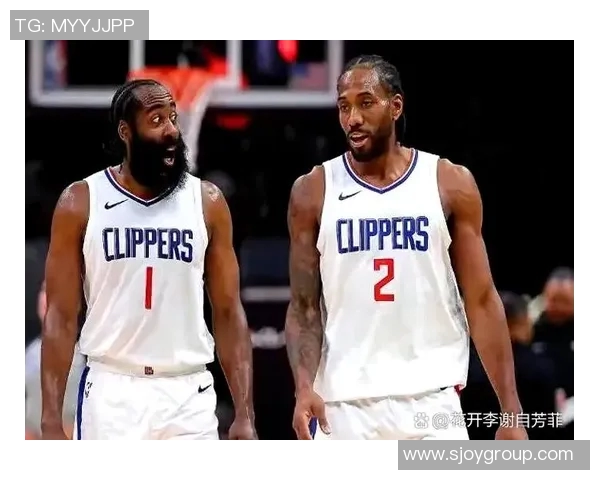 勇士与快船激战回顾2016年今日比赛精彩瞬间与关键时刻分析