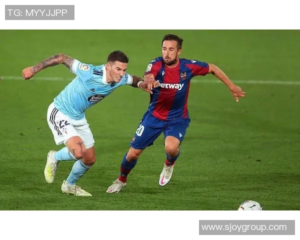 埃瓦尔主场迎战莱万特双方争夺宝贵三分的激烈对决