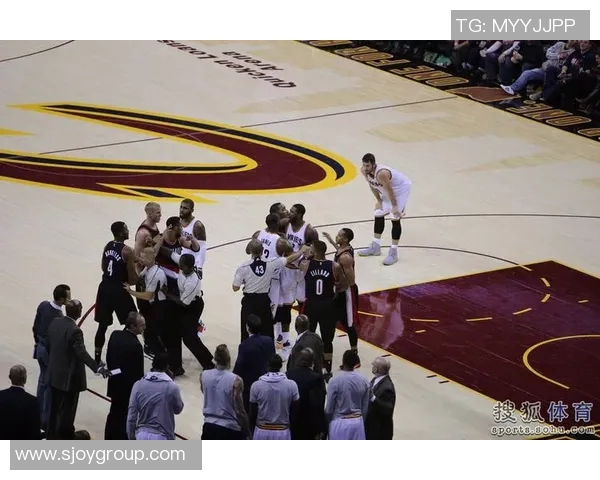 开拓者与骑士的巅峰对决谁能在赛场上书写新的传奇