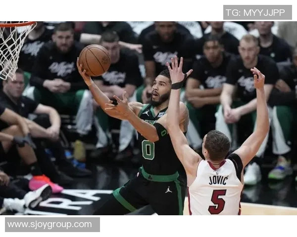 托卢卡迎战墨西哥美洲展开激烈对决期待精彩表现与胜利归属