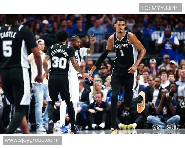 文班亚马新赛季表现惊艳场均数据震撼联盟引发热议