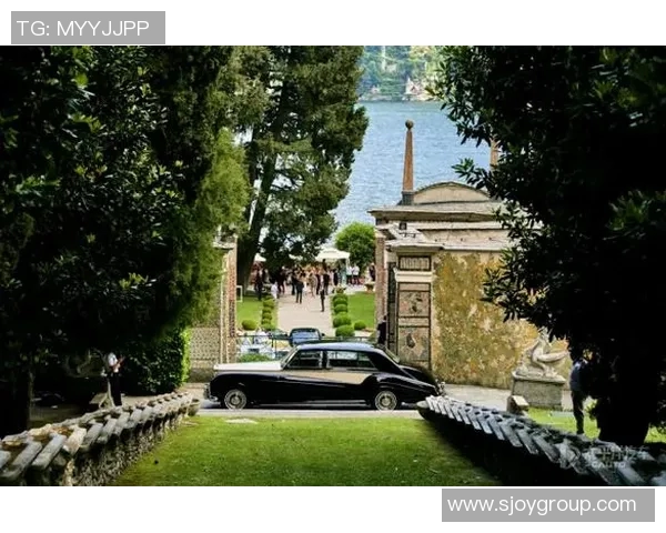 探索埃斯特旺的魅力与文化深度，揭示这座城市的独特风貌与历史传承