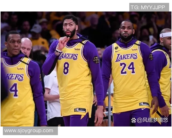 湖人对决热火观赛团激情碰撞篮球盛宴尽在眼前 湖人对决热火观赛团激情碰撞篮球盛宴尽在眼前