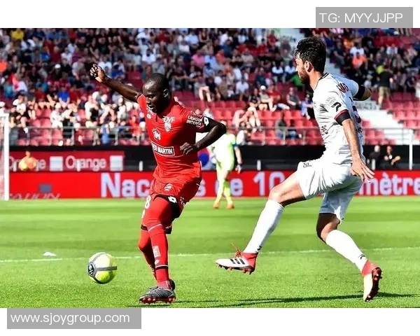 52朗斯主场迎战拉瓦勒期待精彩对决与胜利的诞生