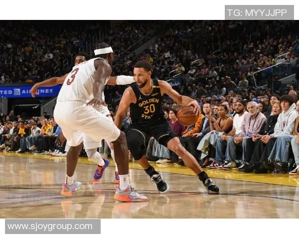 勇士与骑士2014至2015赛季的巅峰对决与传奇时刻回顾