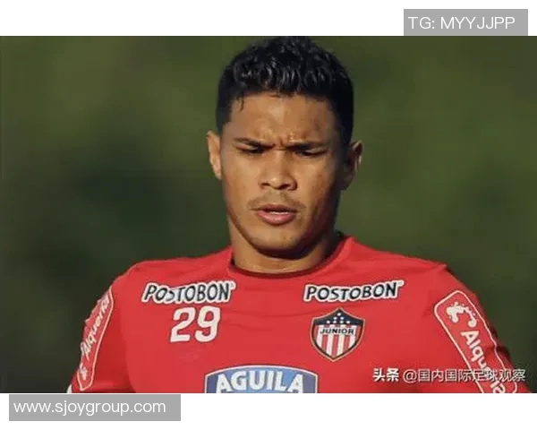 古铁雷斯的传奇人生与足球梦想：从草根到顶尖球员的奋斗历程